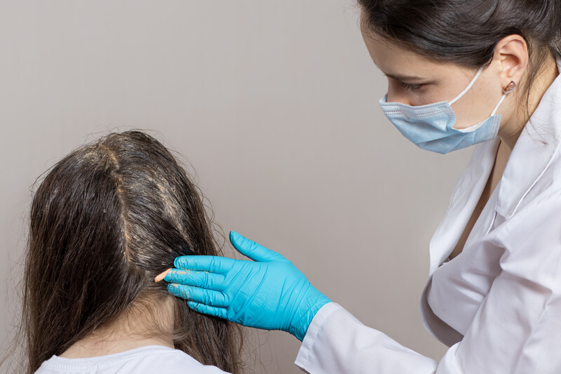 Trichologist minoxidil